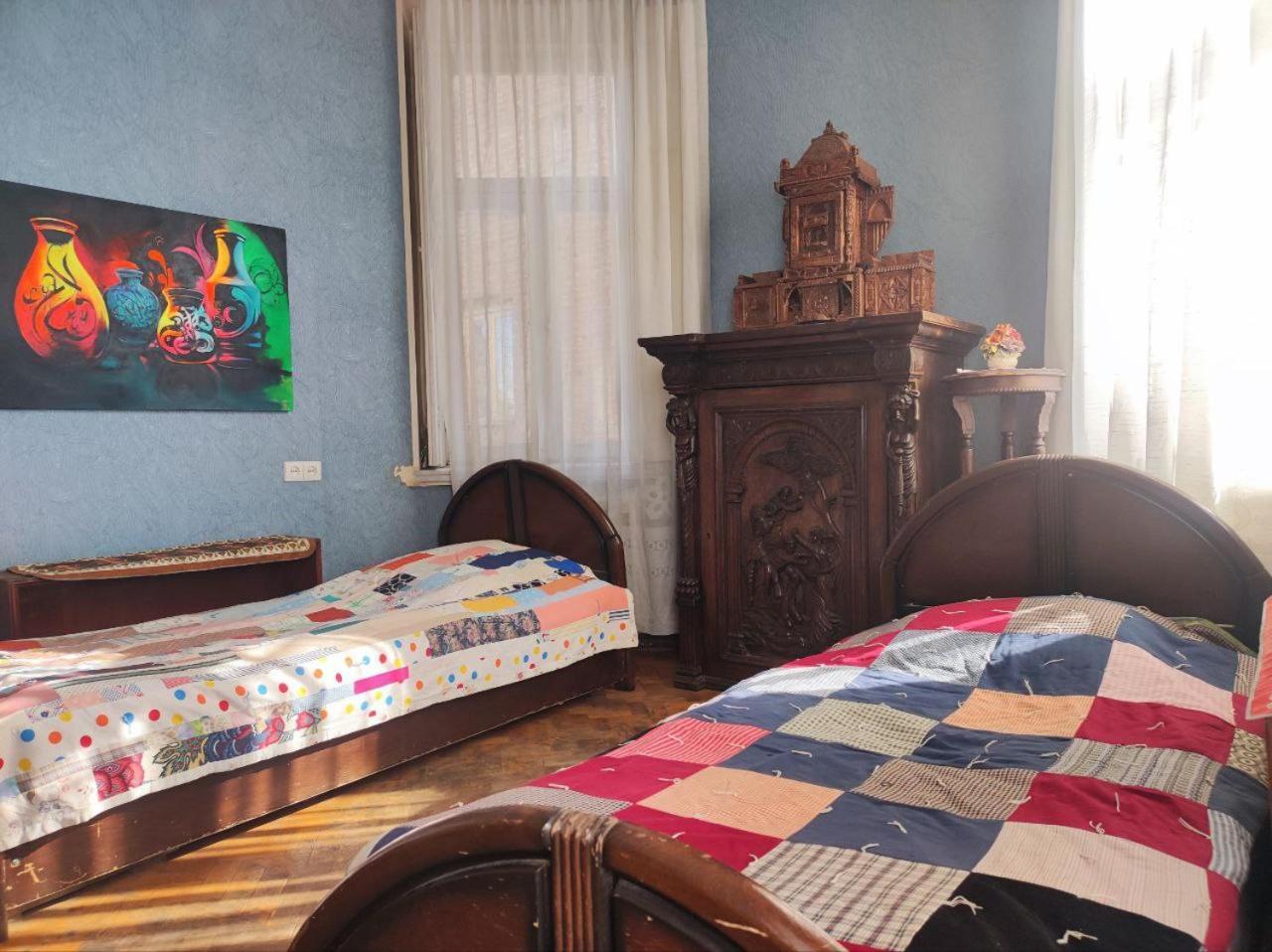 Guest House Irina Tbilisi ภายนอก รูปภาพ