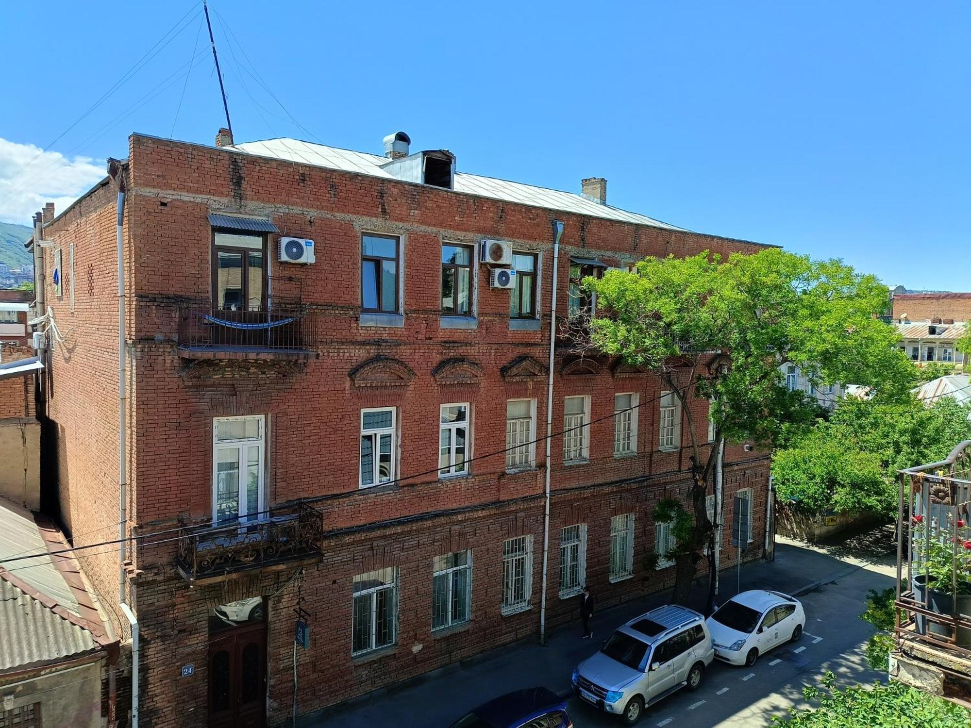 Guest House Irina Tbilisi ภายนอก รูปภาพ