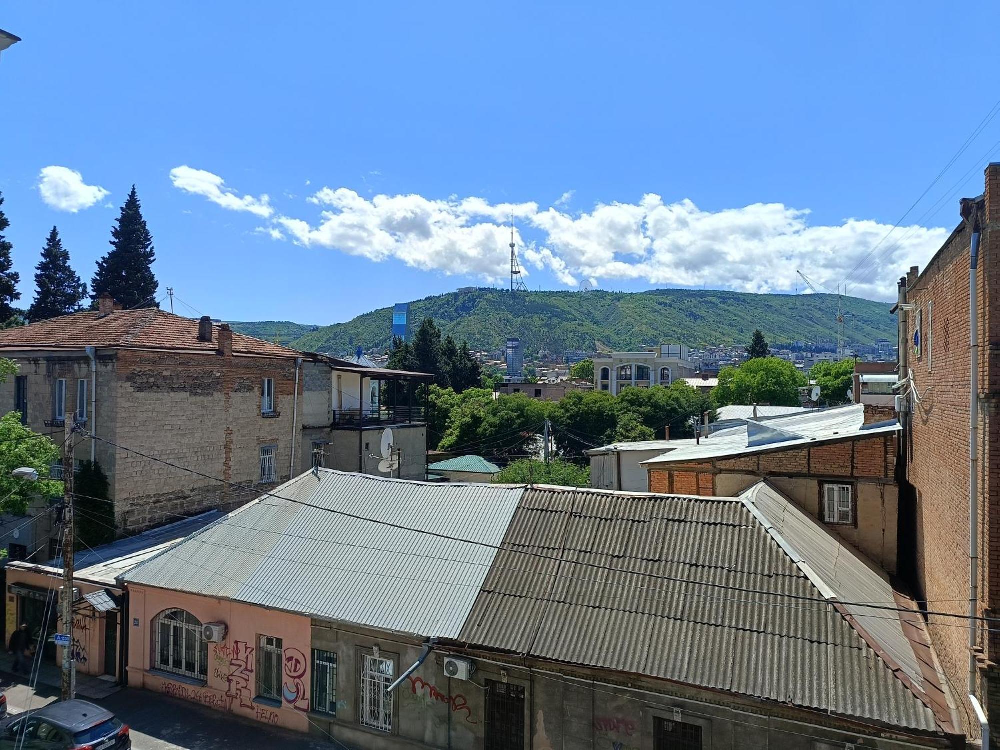 Guest House Irina Tbilisi ภายนอก รูปภาพ